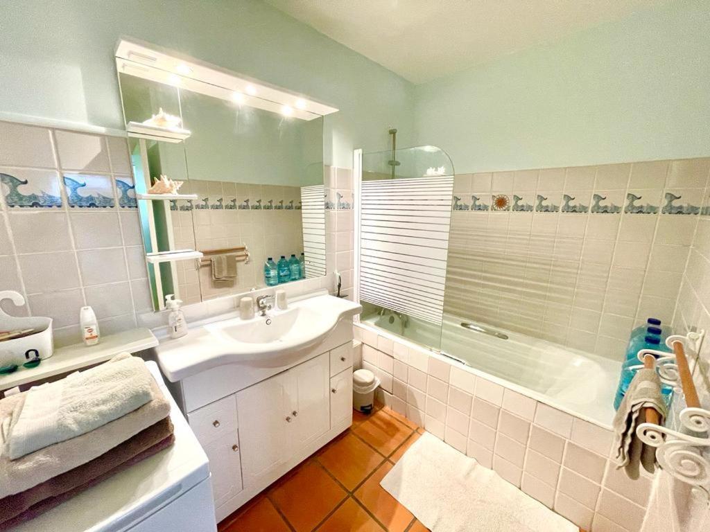 Guadeloupe- Saint-Francois- Residence Anse Des Rochers - Appartement Quart De Villa Etage - Vue Mer- 4 Personnes - Lit Bebe Sur Demande - Citerne Et Wifi Prives -Animaux Ok-Acces Plage Direct -Apnee Bien-Etre Experience Sur Demande Avec Instructeur A Esterno foto